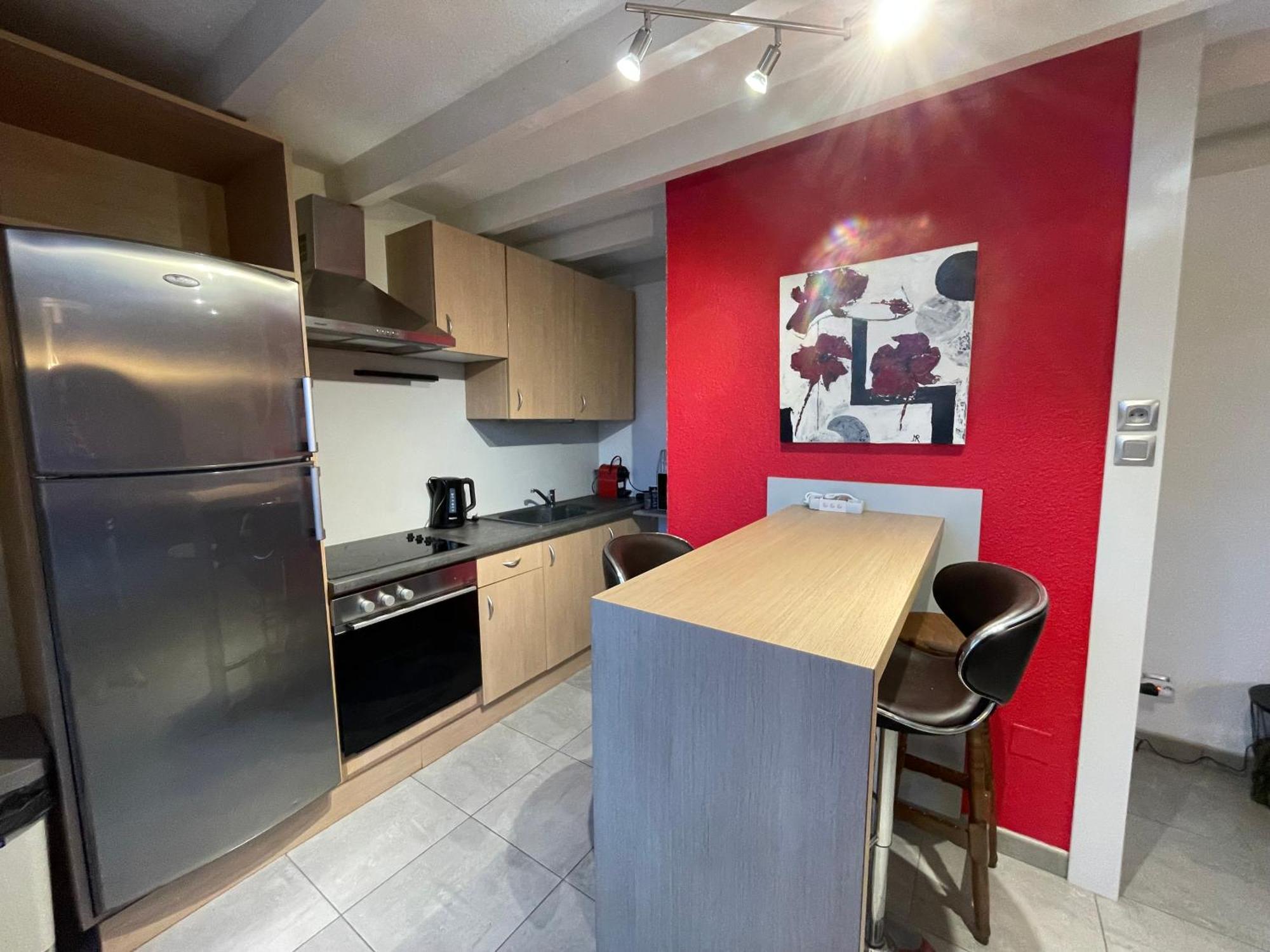 Fathala - Appartement Lumineux En Dernier Etage - Face A La Gare Routiere Sarrebourg Exteriör bild