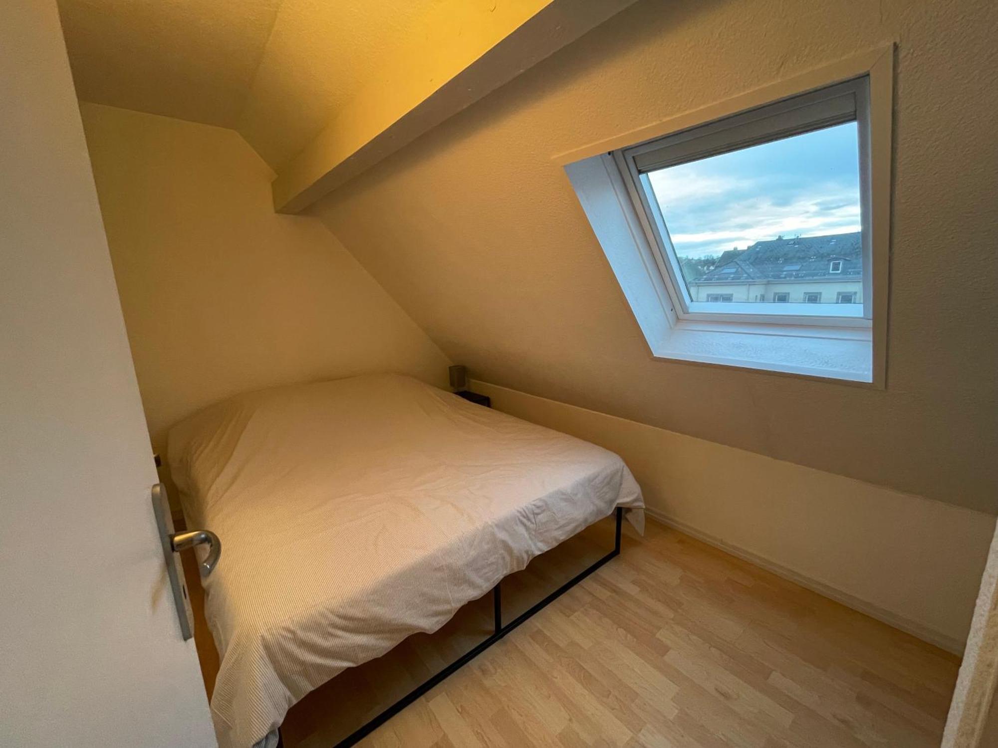 Fathala - Appartement Lumineux En Dernier Etage - Face A La Gare Routiere Sarrebourg Exteriör bild